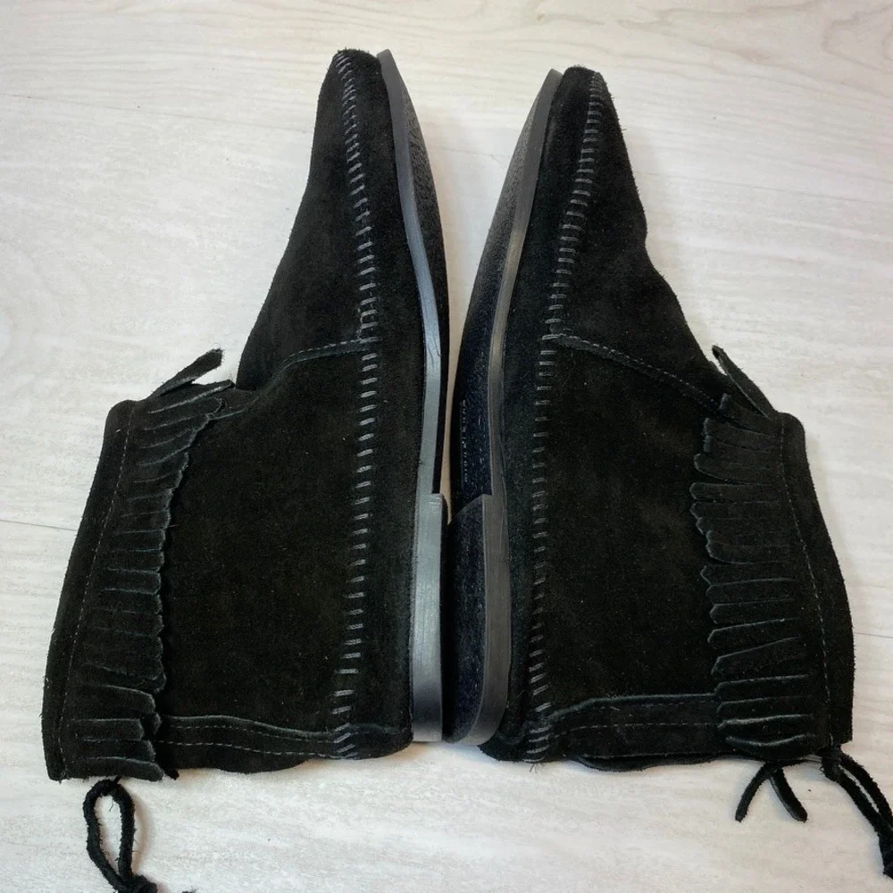 Minnetonka Womens 11 Moccasin Back Zip Ankle Boots Fringe Black Suede Flat 289
